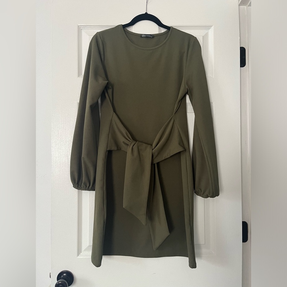 Pretty Garden Tie Dress